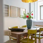 Trastevere 2 Badrooms Design Appartment
