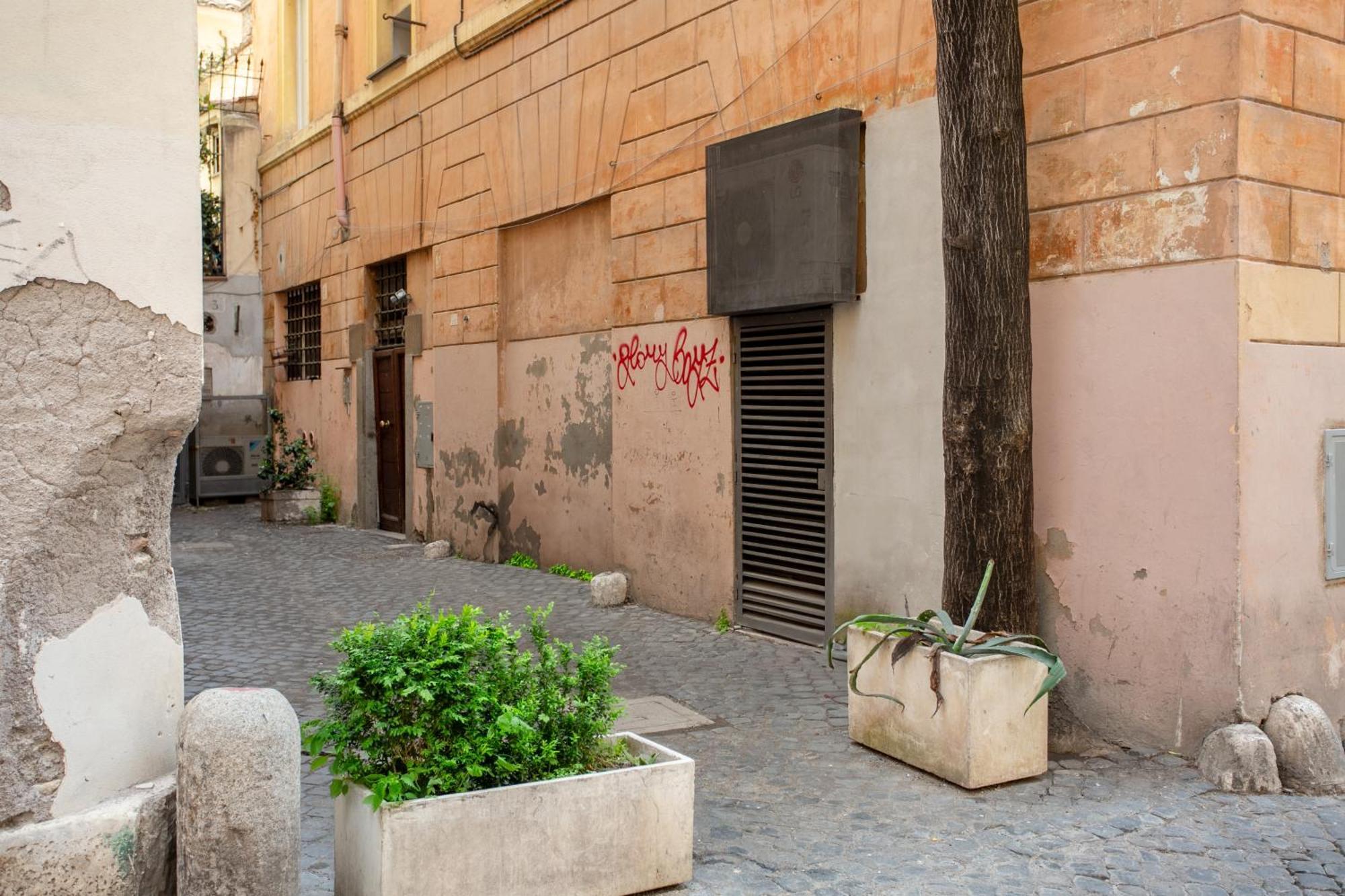 Trastevere 2 Badrooms Design