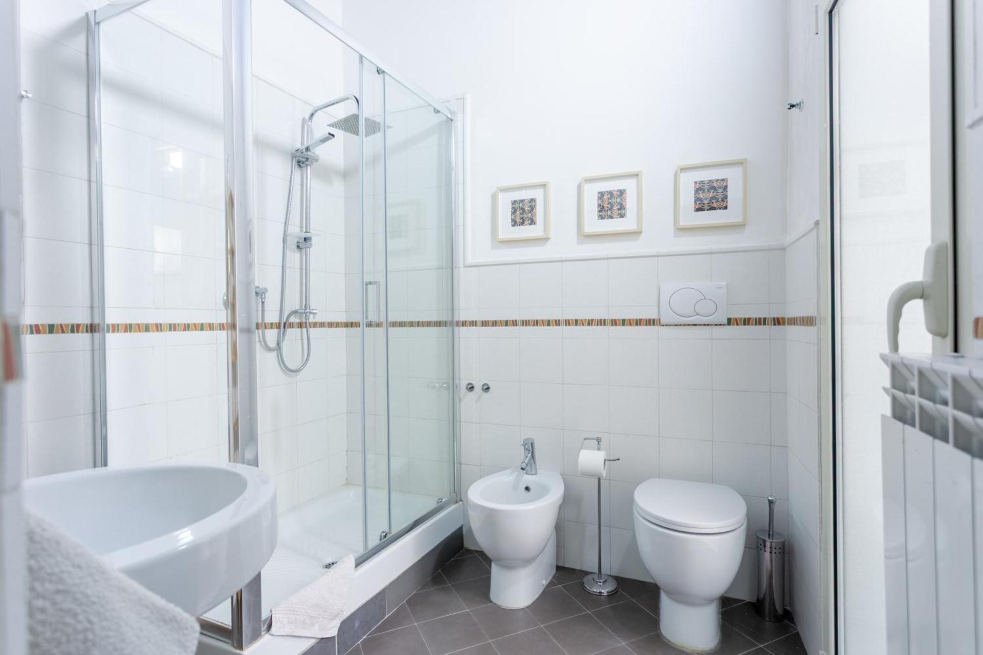 Trastevere 2 Badrooms Design Rome